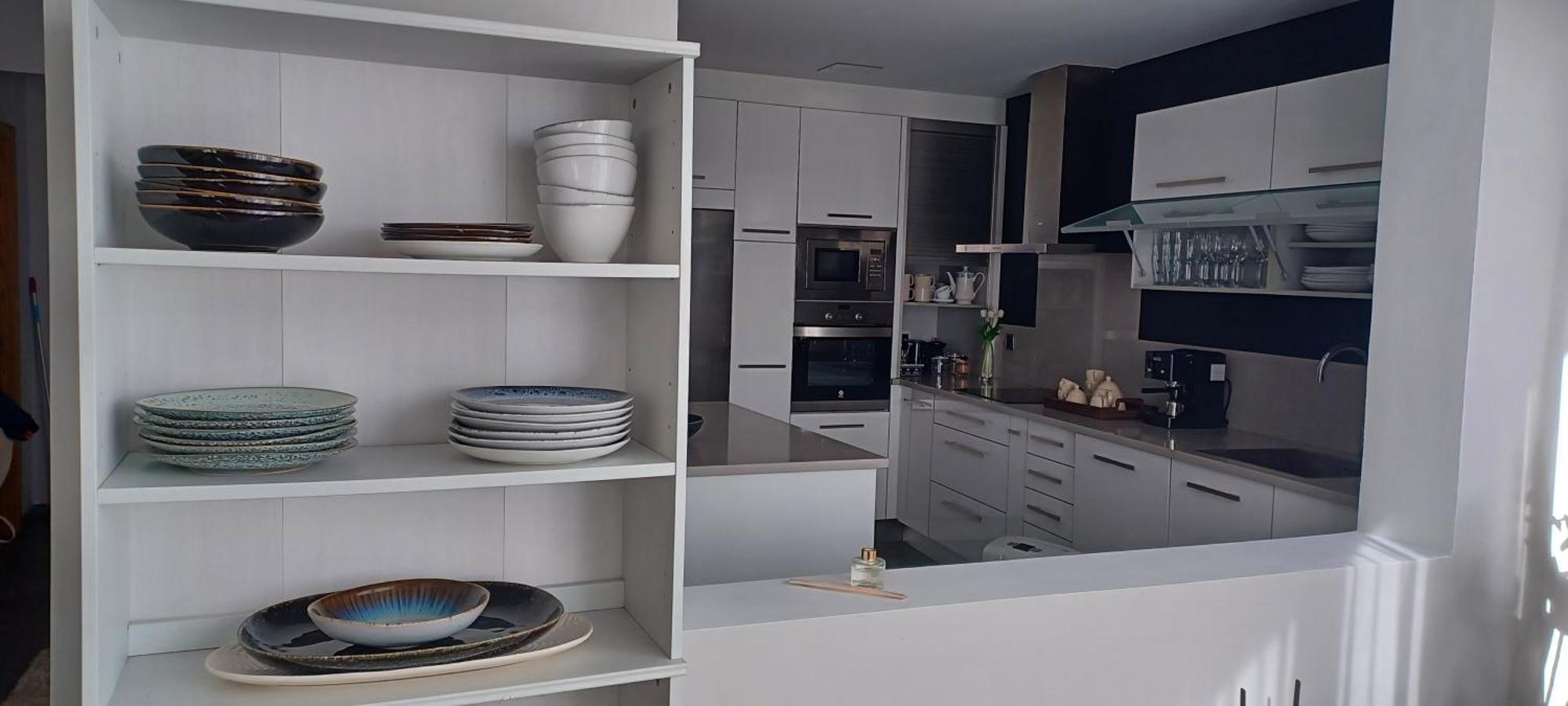 Piso A Pie De Playa Con Terraza Exclusiva Apartment โมอาญา ภายนอก รูปภาพ